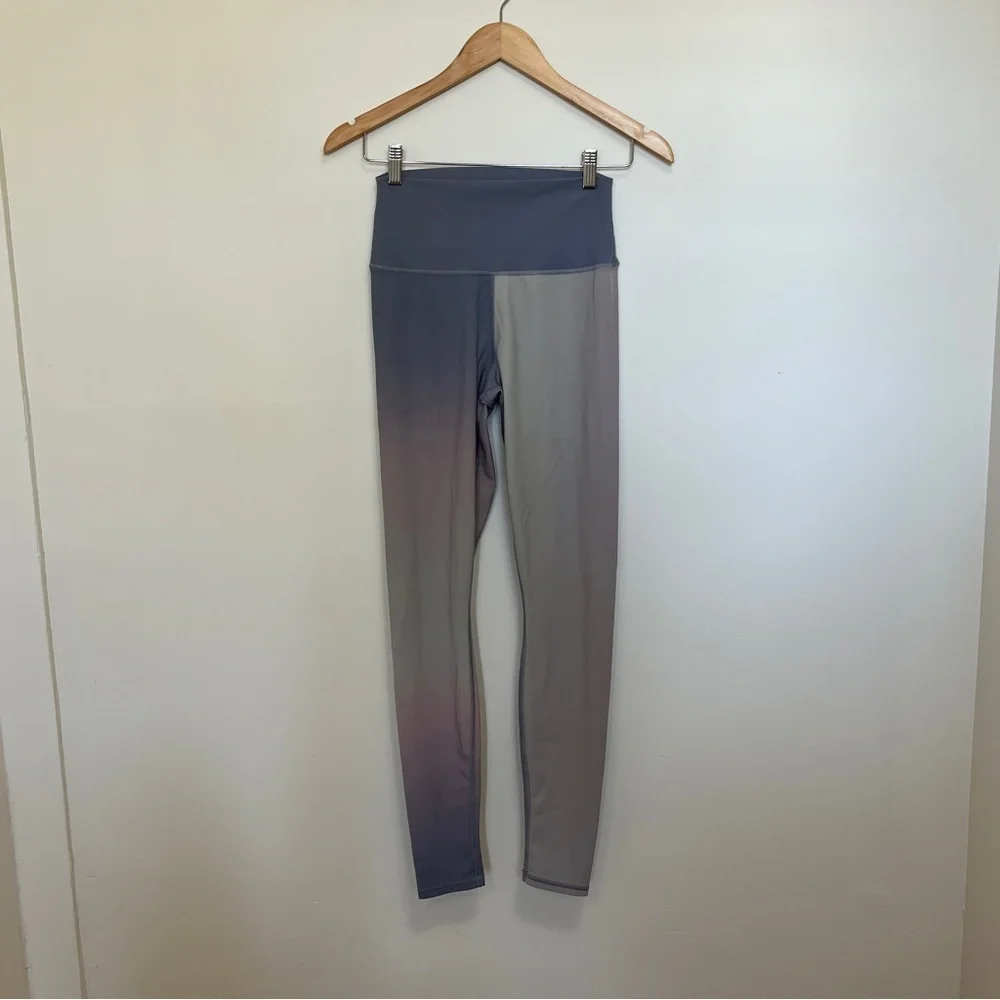 Alo Yoga Vapor High-Waist Gradient Dusk Legging in Sunrise Sky Size Small
